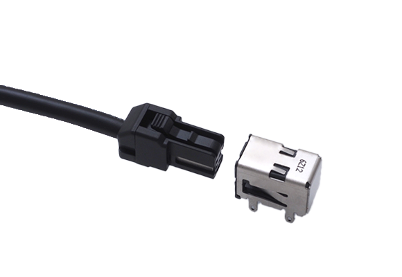 High-speed transmission shielded connector for automotive applications